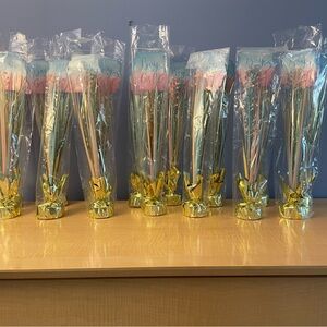 15 Gender Reveal Centerpieces with Gold and Pastel Colors